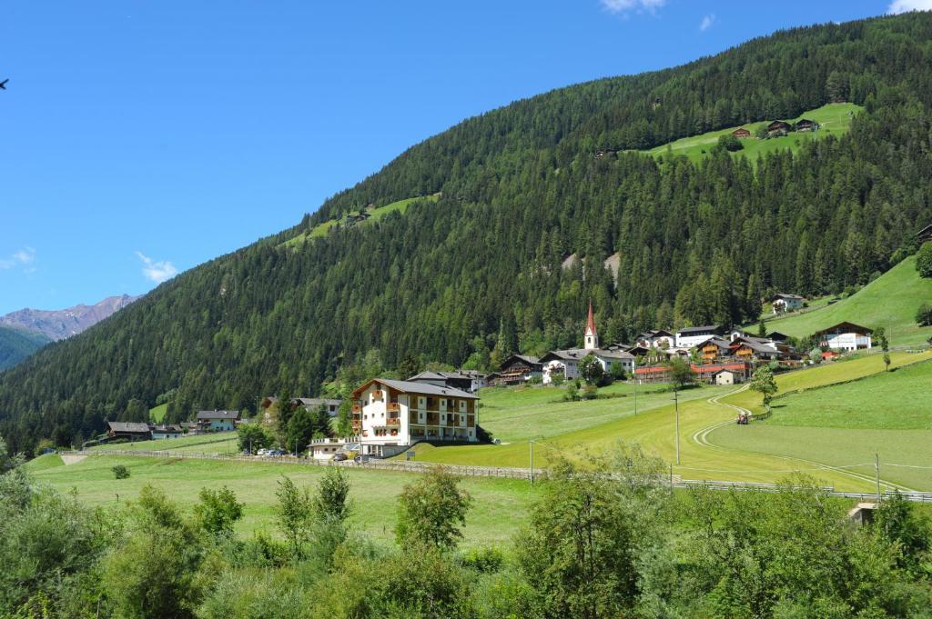 Hotel Ortler Ultimo Exterior photo